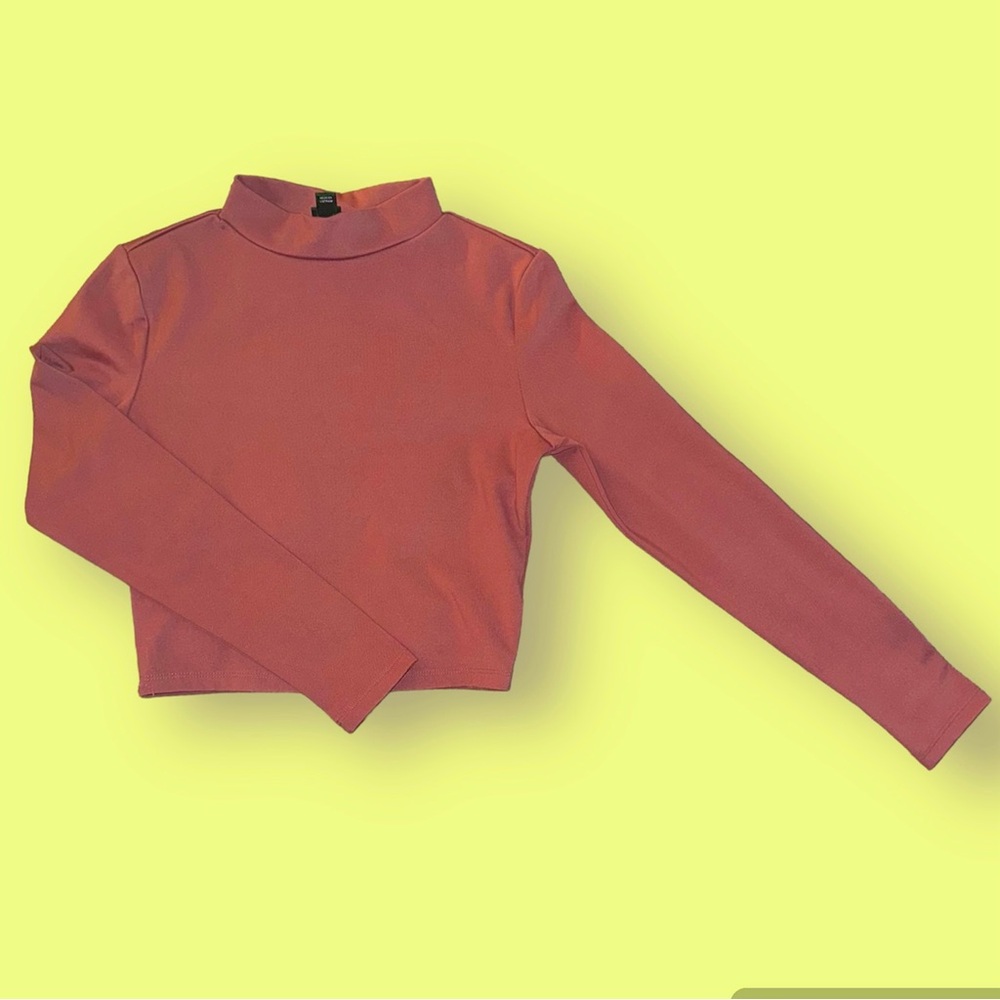 Wild Fable Half Turtle Neck Crop Top (S)